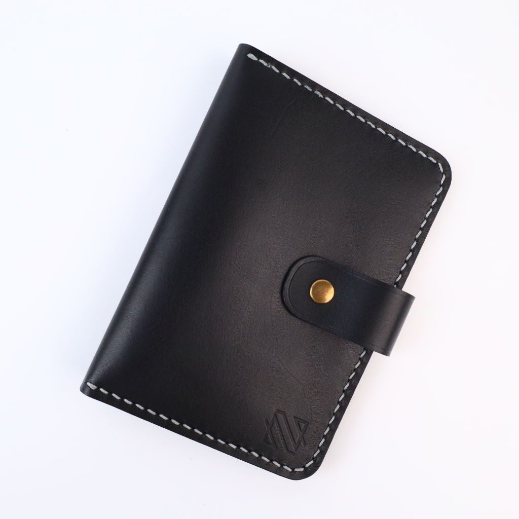 The Voyager Passport Wallet