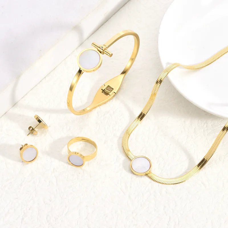 Delicate Set
