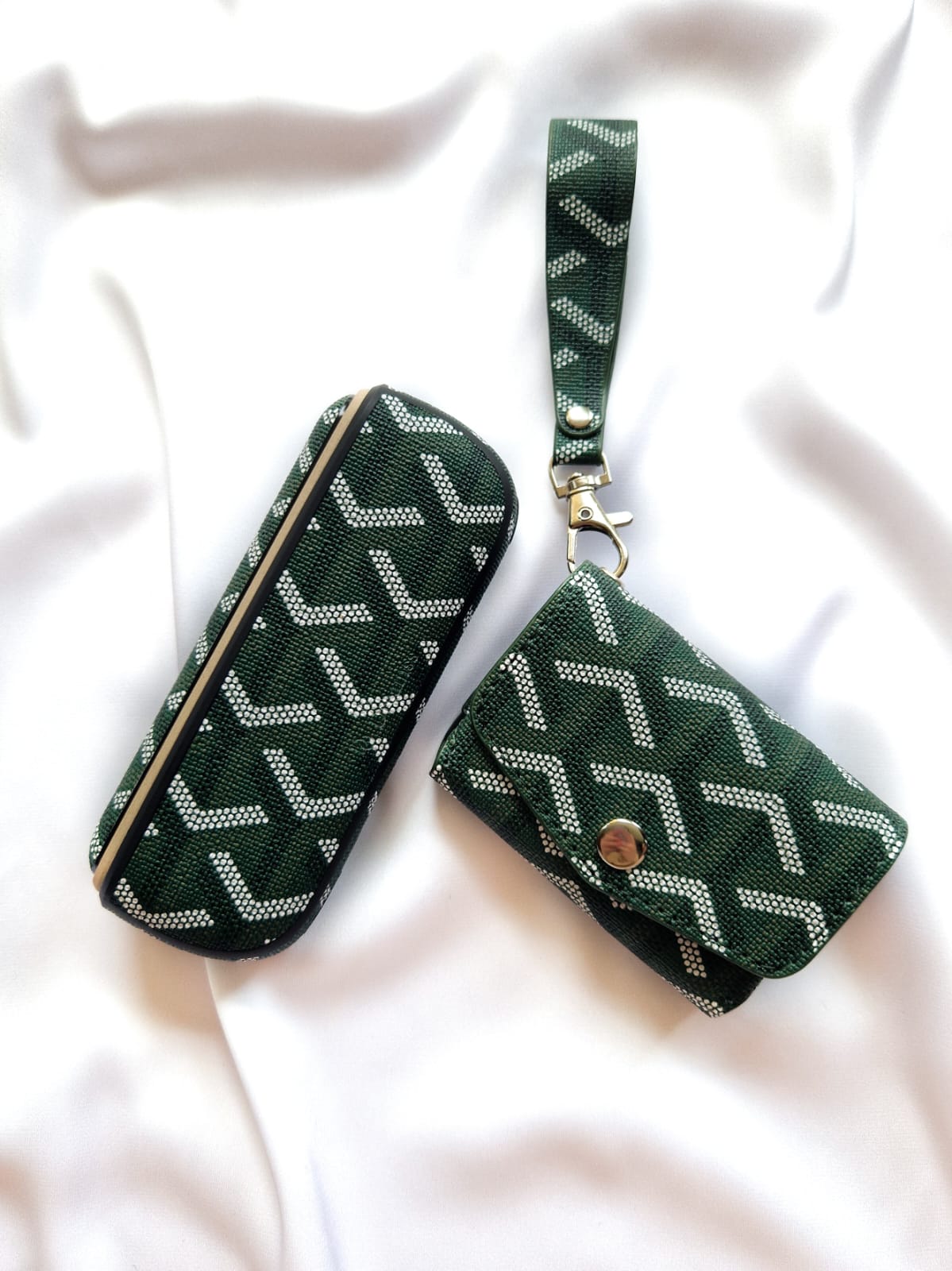 Iluma Leather Case with premium stitching and luxury protective finish.