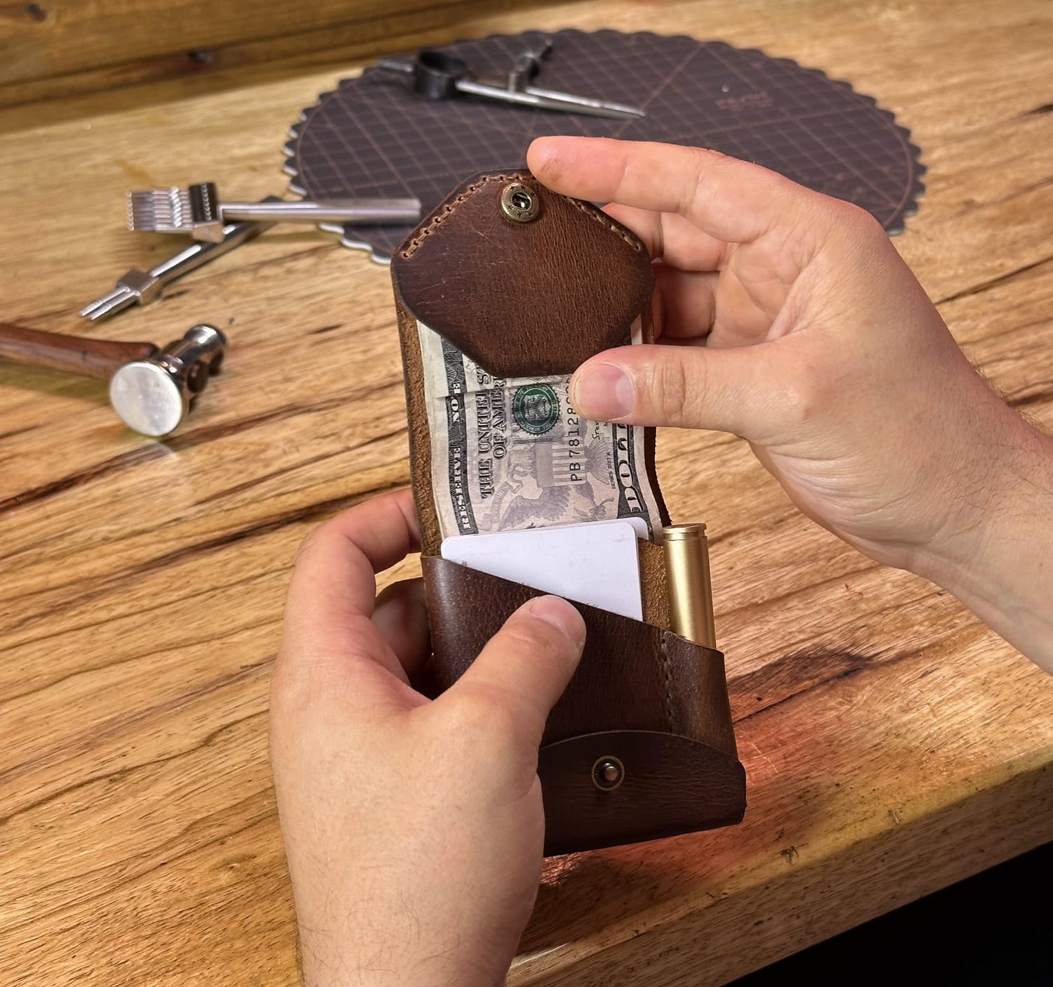 Pathfinder Compact Wallet IQ