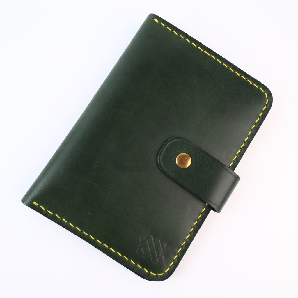 The Voyager Passport Wallet