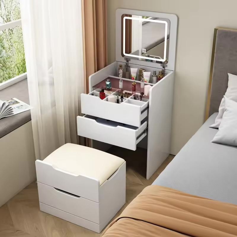 Compact Dressing Unit