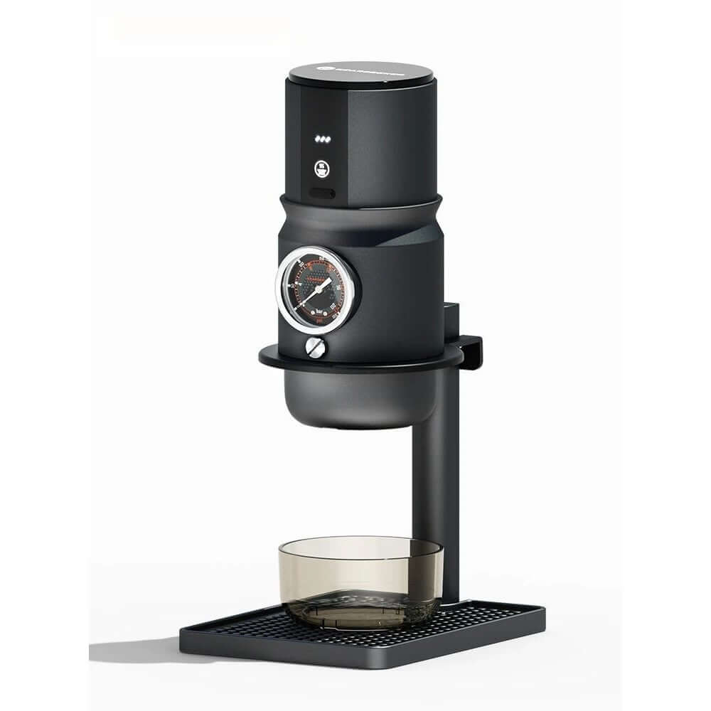Portable Espresso Maker – Professional Italian Espresso Machine with sleek design and built-in pressure gauge.