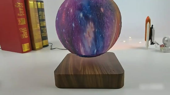 Levitating moon lamp, floating galaxy moon night light – video 2